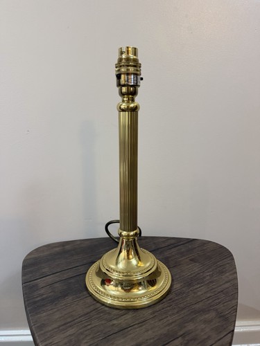 Vintage column table - lamp, good